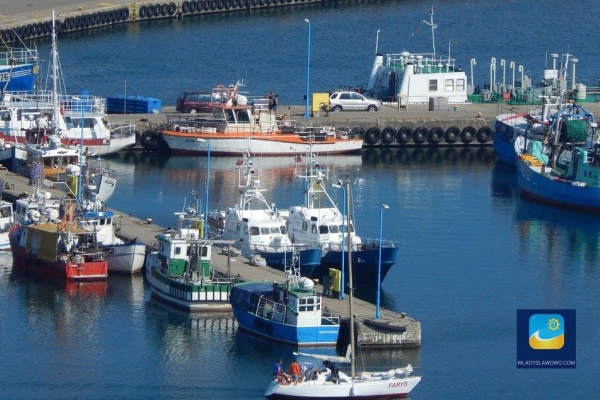 Kutry rybackie bazują przy pomostach 1,2,3 oraz zajmują część mola Pasażerskiego i nabrzeża Wyładunkowego